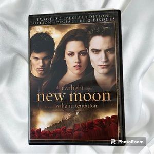 4/$20 NEW MOON dvd